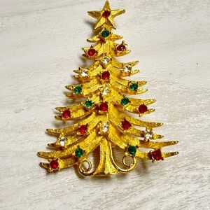 1960’s Coro Mylu red green crystal  Gold Christmas Tree Brooch- mint